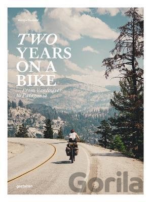 Kniha Two Years on a Bike - 