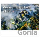 Česko mezi oblaky