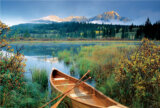 Kanoe na jazere, Národný park Jasper, Alberta, Kanada