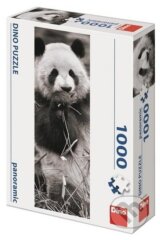 Panda v trávě Panoramic - 